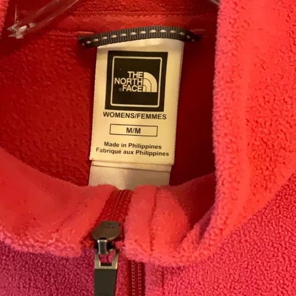 (2) Women’s North Face 1/4 zip pullovers - Picture 2 of 3